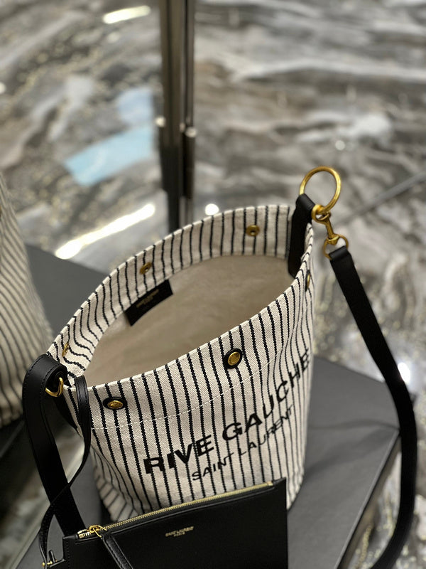 Luxurious Totes - Latest - 8114