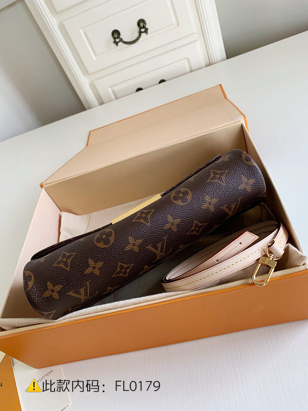 Luxurious Totes - Latest - 3640