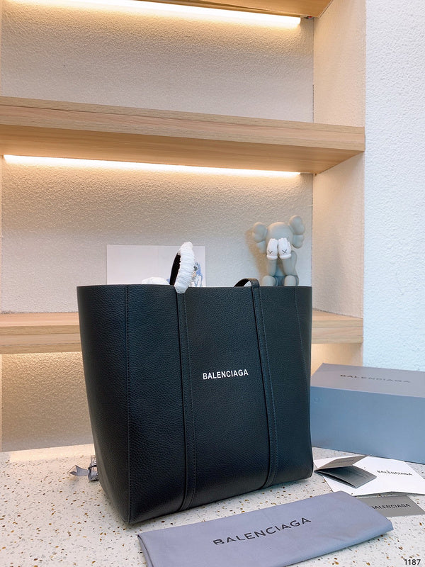 Luxurious Totes - BGA2 Bags - 306