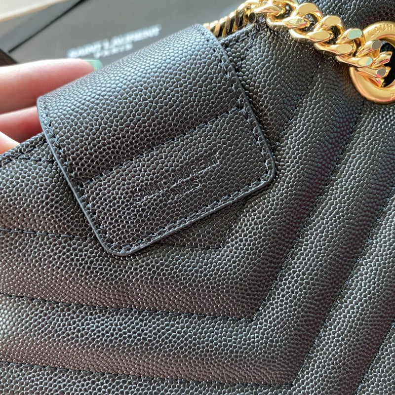 Luxurious Totes - Latest - 8910