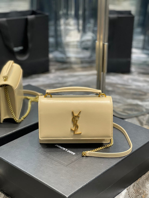 Luxurious Totes - Latest - 8235