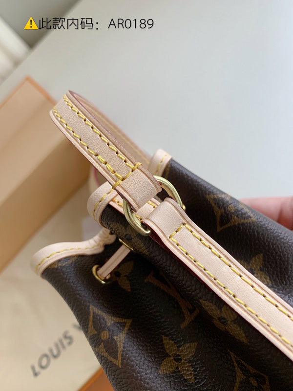 Luxurious Totes - Latest - 9758