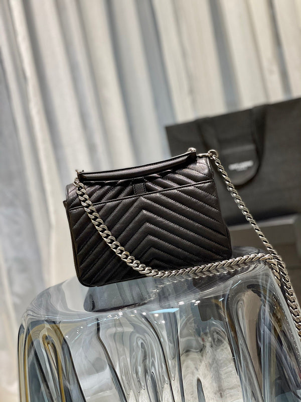 Luxurious Totes - Latest - 8418
