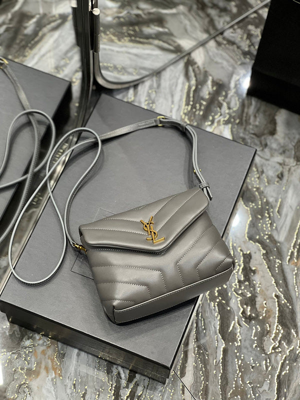 Luxurious Totes - Latest - 8502