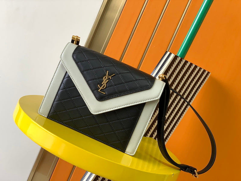 Luxurious Totes - Latest - 8158