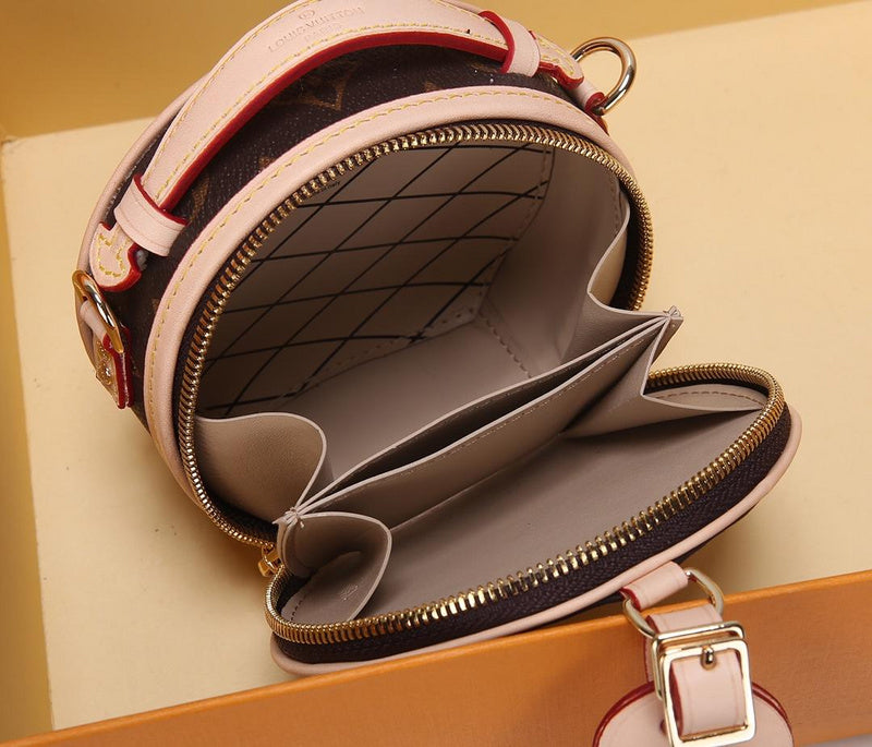LOV - Luxurious Totes - 2698