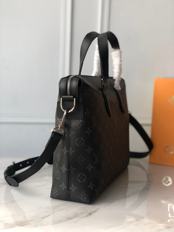 LOV - Luxurious Totes - 2586