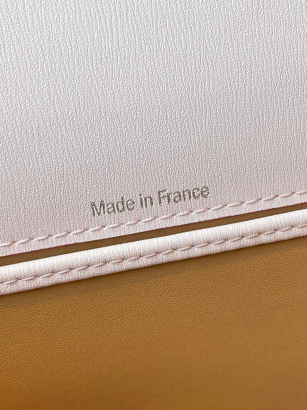 Luxurious Totes - Latest - 6060