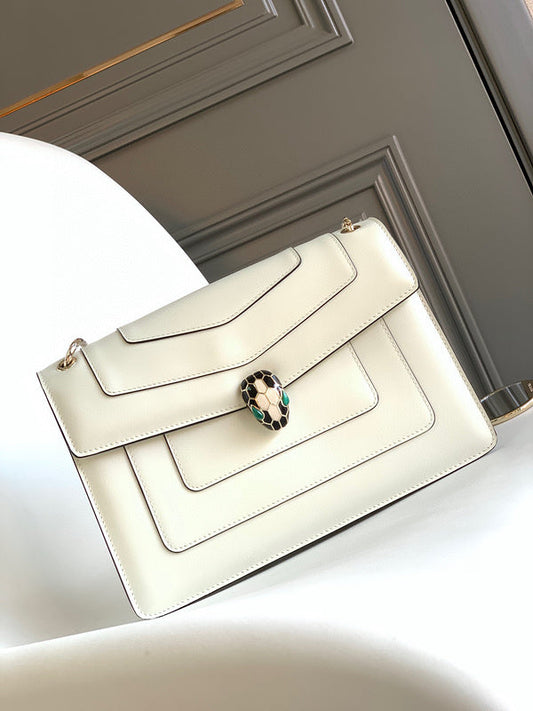Luxurious-Totes - BVLGA Bags - 608