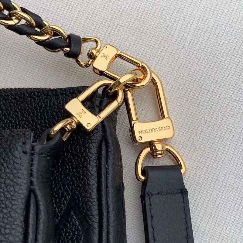 LOV - Luxurious Totes - 2311