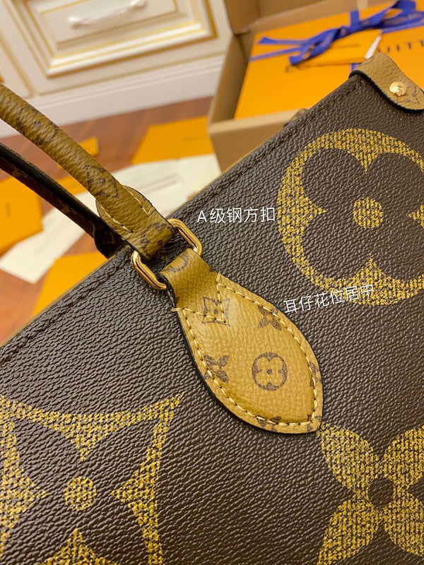 LOV - Luxurious Totes - 368