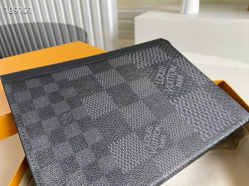LOV - Luxurious Totes - 2545