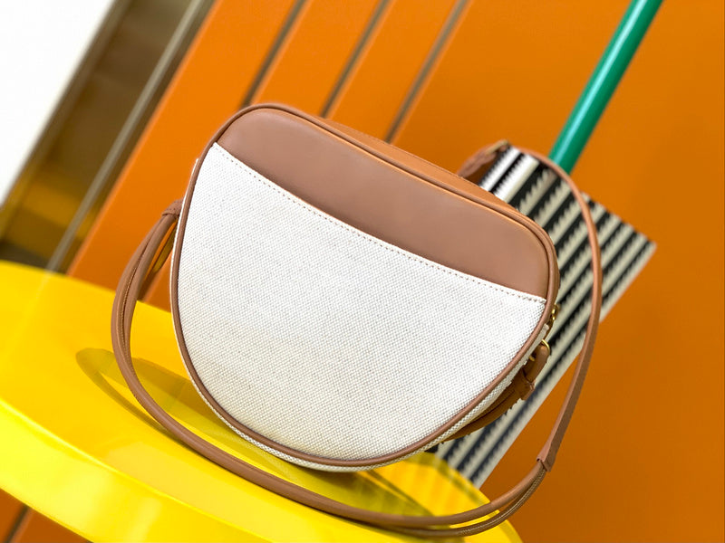 Luxurious Totes - Latest - 8146