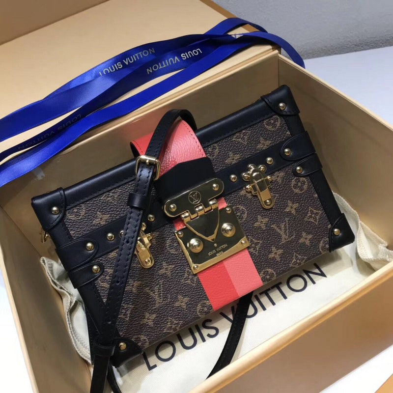 LOV - Luxurious Totes - 441