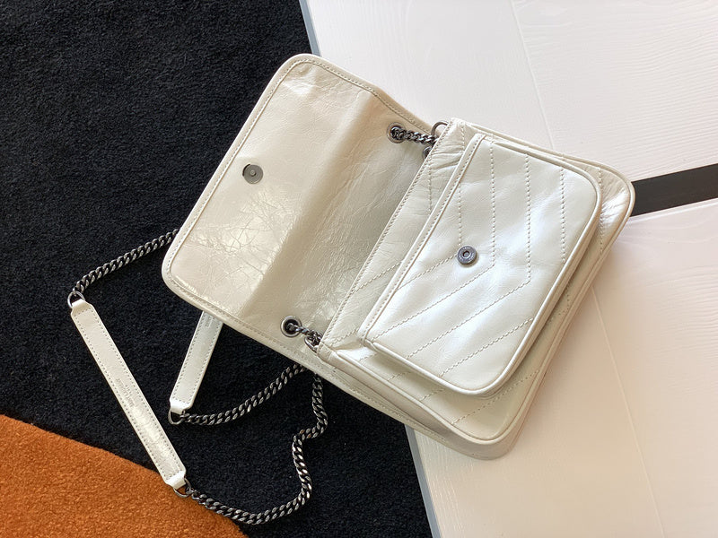 Luxurious Totes - Latest - 8891