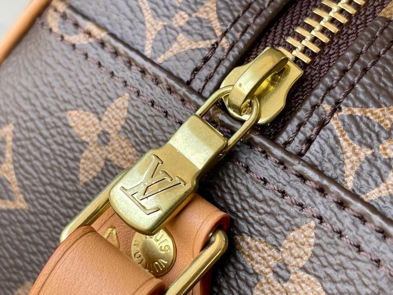 LOV - Luxurious Totes - 2123