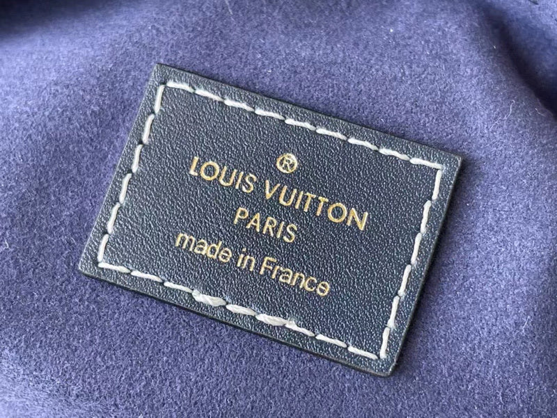 LOV - Luxurious Totes - 1985