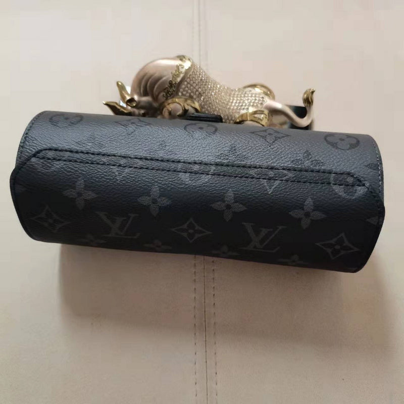 LOV - Luxurious Totes - 1761