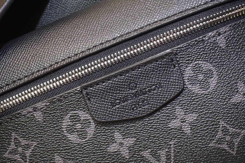 LOV - Luxurious Totes - 2528