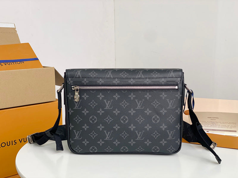 LOV - Luxurious Totes - 2439