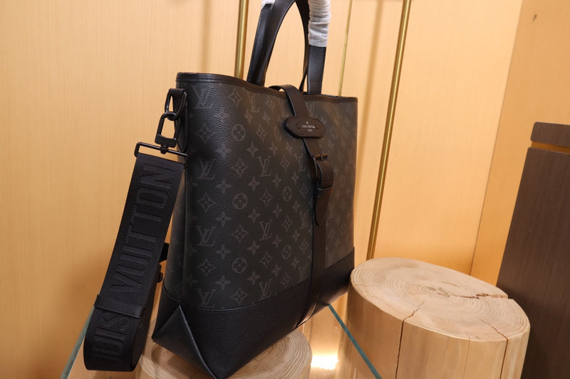 LOV - Luxurious Totes - 1572