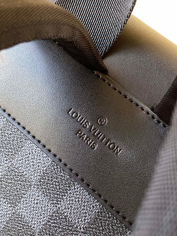 LOV - Luxurious Totes - 1994