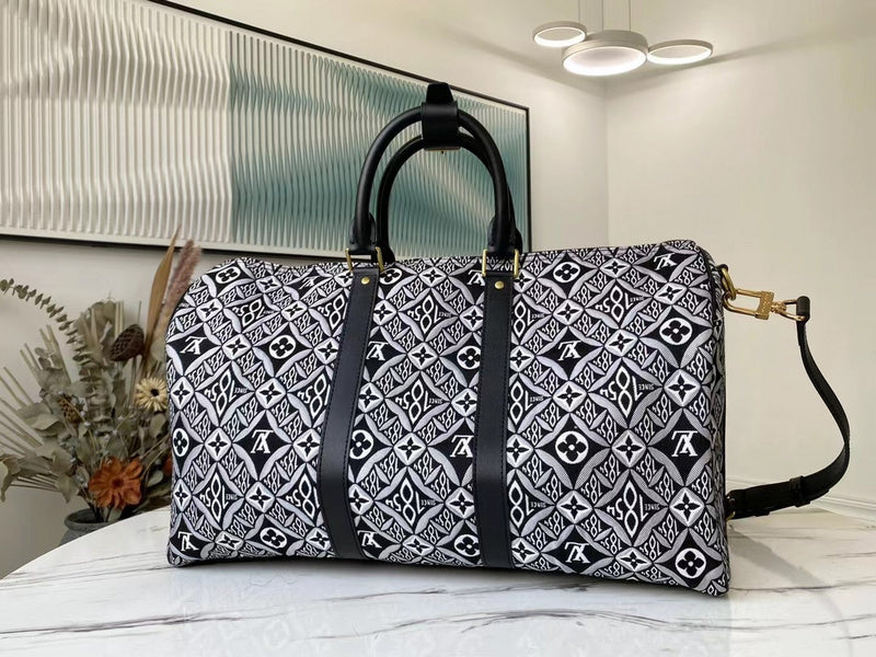 LOV - Luxurious Totes - 2450