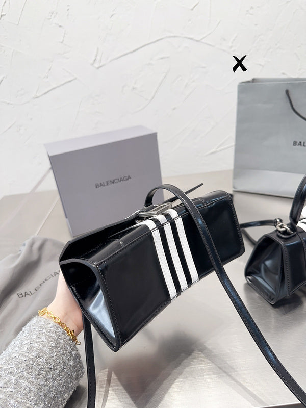 Luxurious Totes - BGA2 Bags - 010