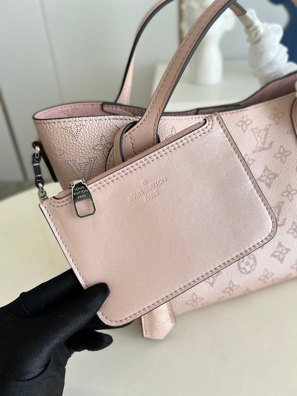 LOV - Luxurious Totes - 2065