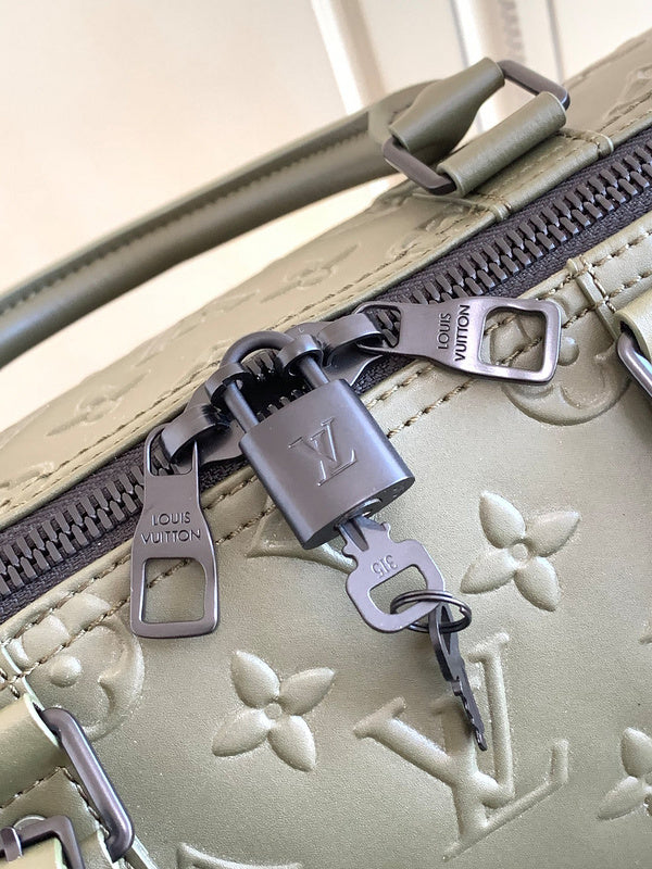 LOV - Luxurious Totes - 2143