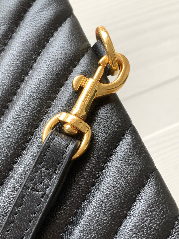 Luxurious Totes - Latest - 8659