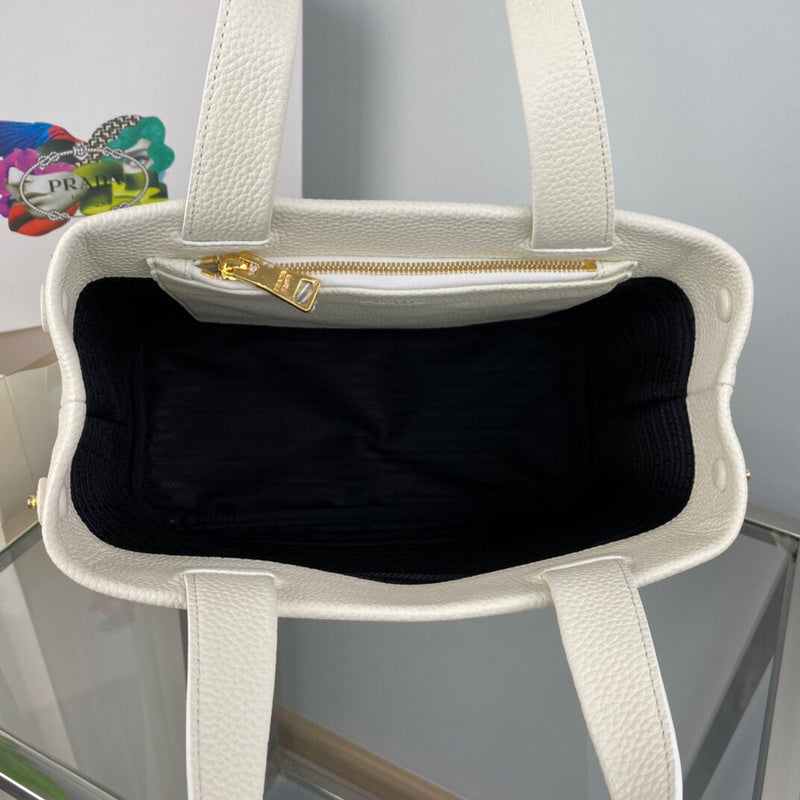 Luxurious Totes - Latest - 4517
