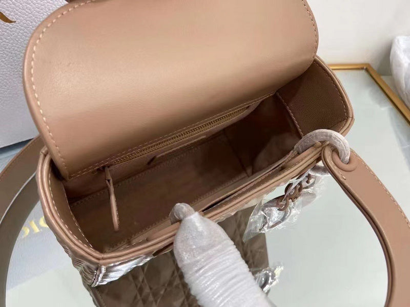 Luxurious Totes - Latest - 6495