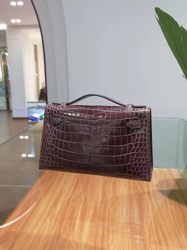 HMS - Luxurious Totes - 016