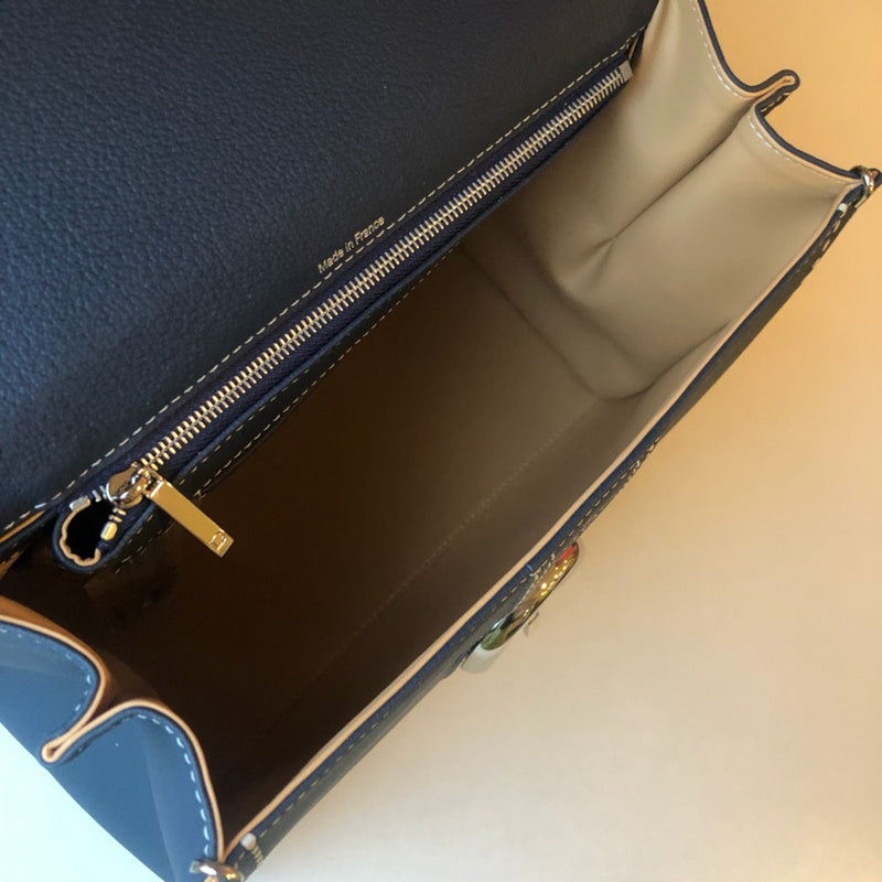 Luxurious Totes - Latest - 6162