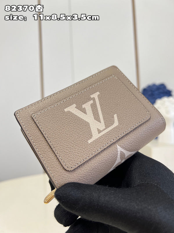 LOV - Luxurious Totes - 345