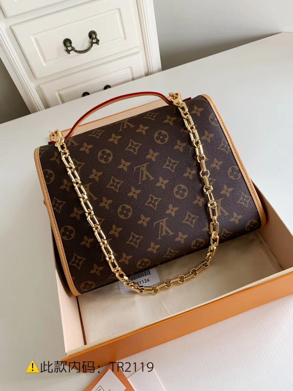 Luxurious Totes - Latest - 2424