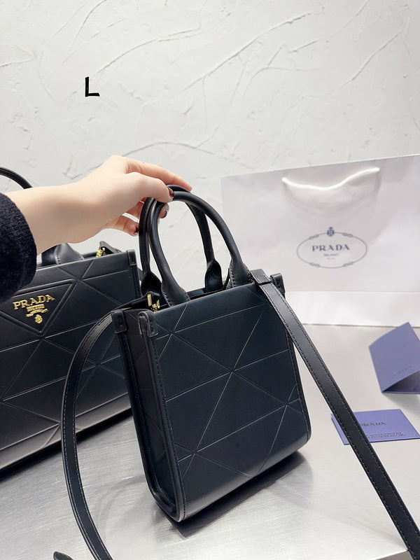 Luxurious Totes - PDA3 Bags - 116