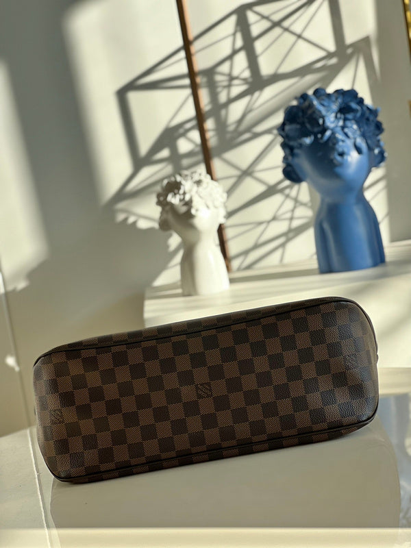 LOV - Luxurious Totes - 2171
