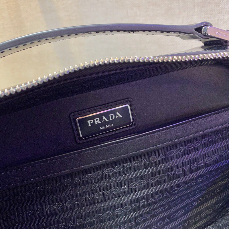 PDA - Luxurious Totes - 092