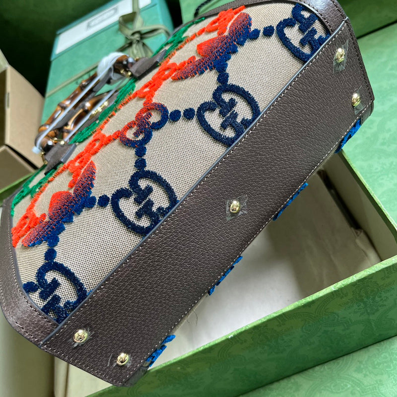 GUI - Luxurious Totes - 119