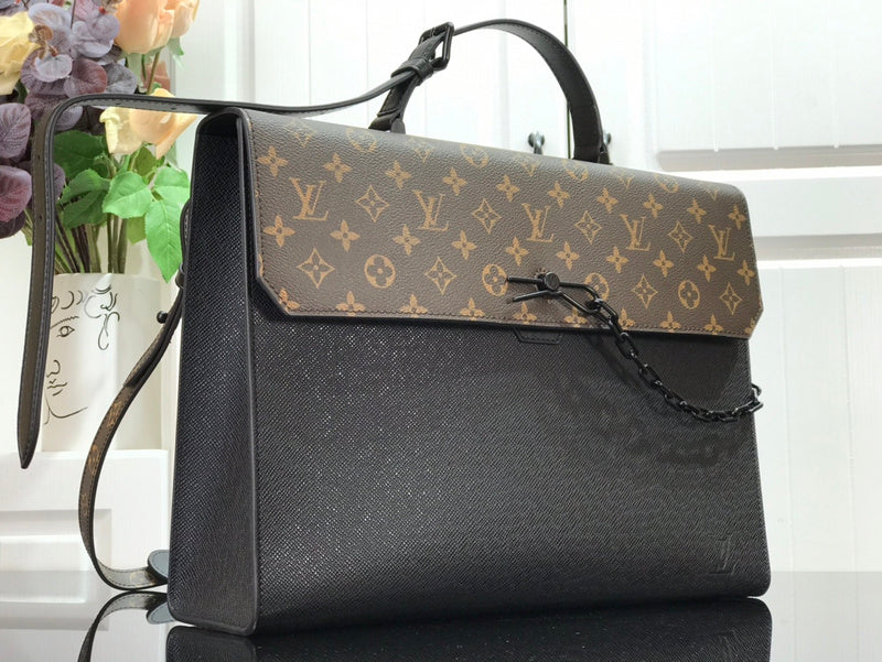 LOV - Luxurious Totes - 2496