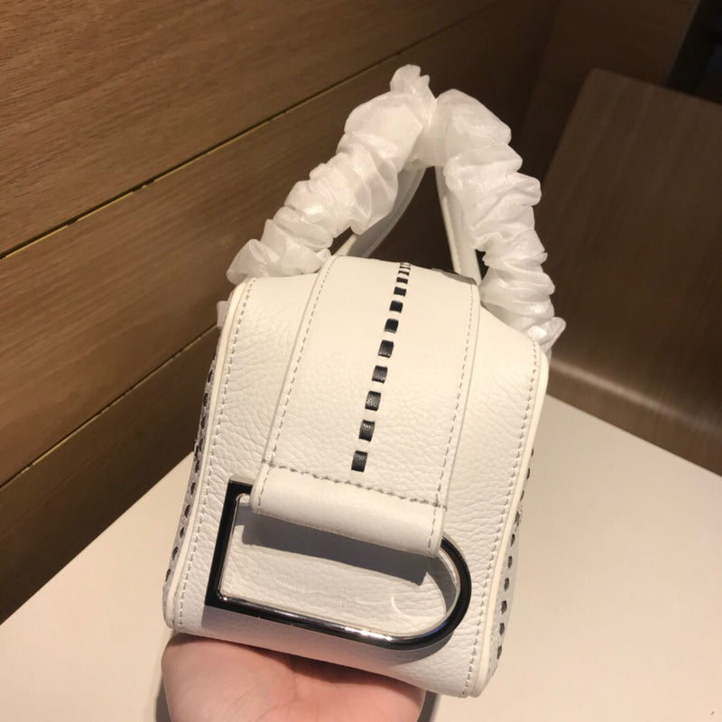 Luxurious Totes - Latest - 6100