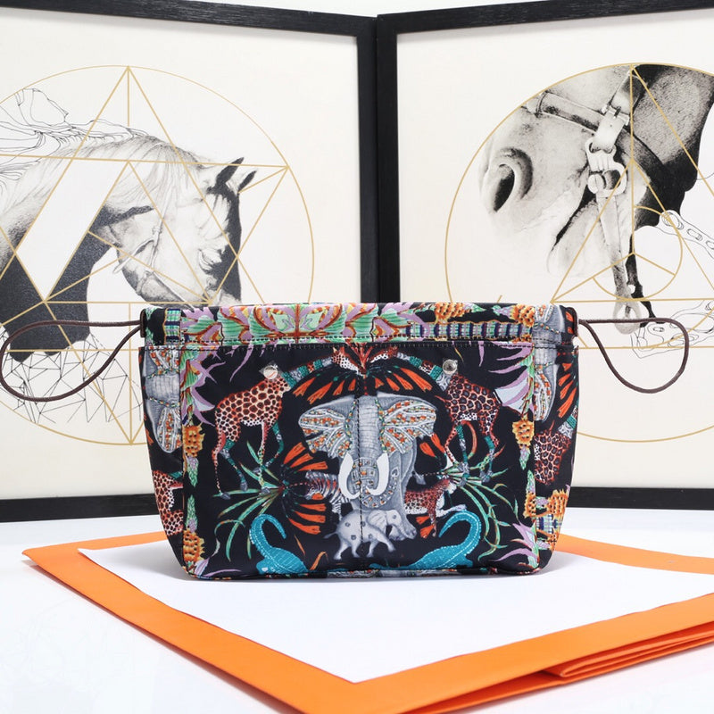Luxurious Totes - Latest - 6730