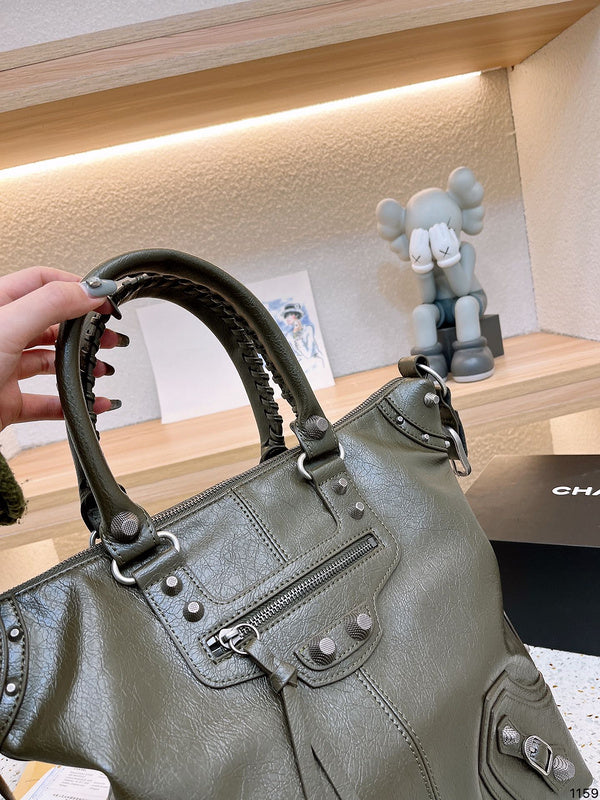 Luxurious Totes - BGA2 Bags - 149