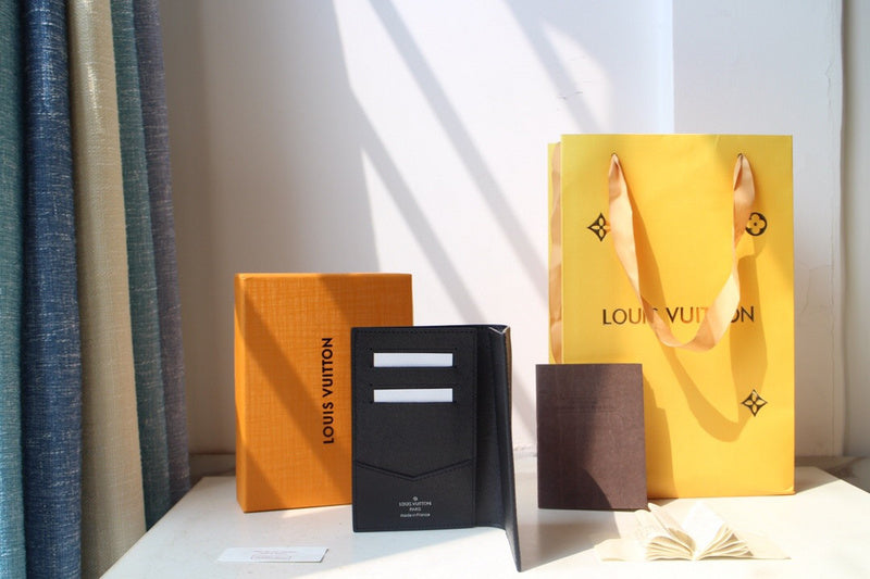 Luxurious Totes - Latest - 925