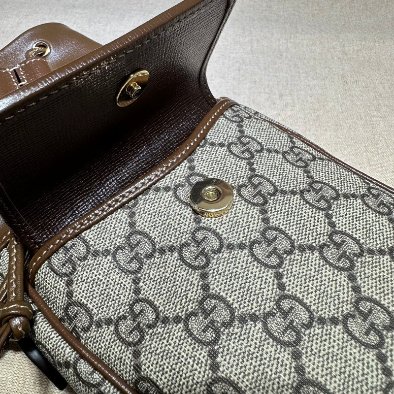 GUI - Luxurious Totes - 050