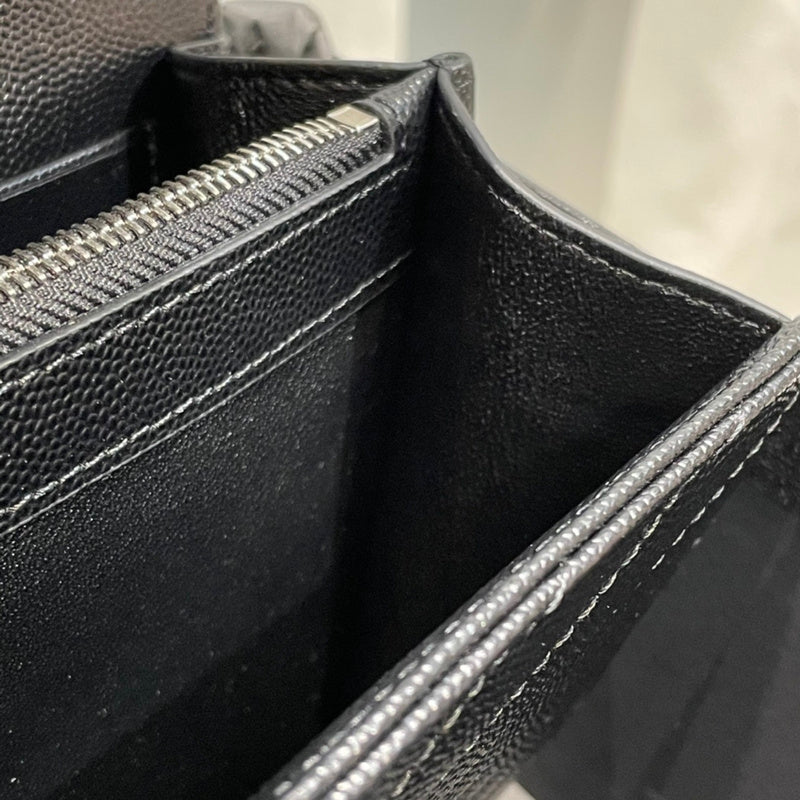 Luxurious Totes - Latest - 8370