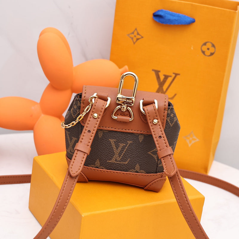 LOV - Luxurious Totes - 2080