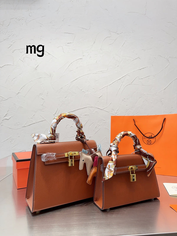 Luxurious Totes - HMS3 Bags - 055